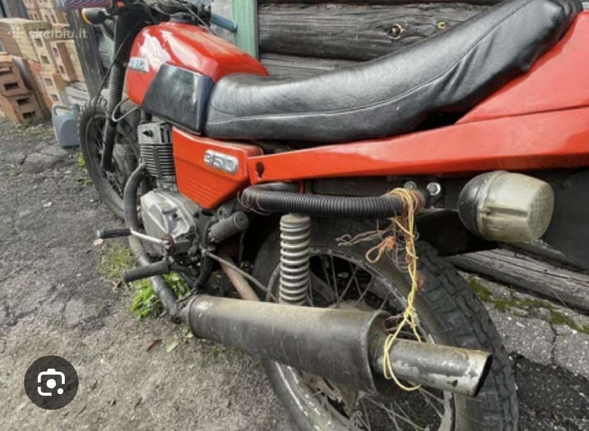 Perku Jawa 638 su dokumentais.