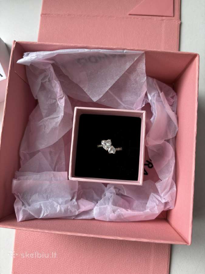 Pandora Double Heart Sparkling Ring