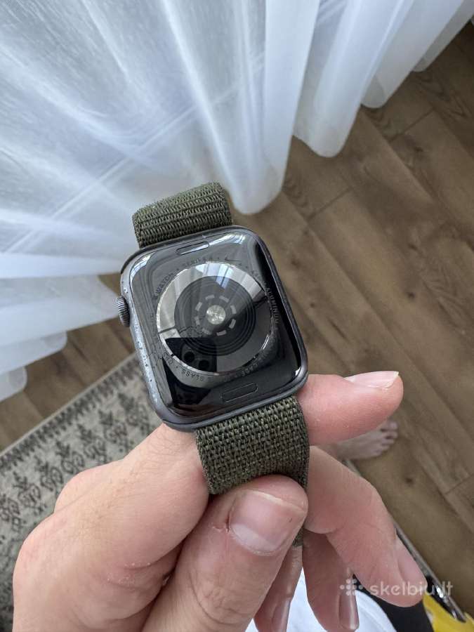 Apple Watch Series 4 44mm - nuotraukos Nr. 2