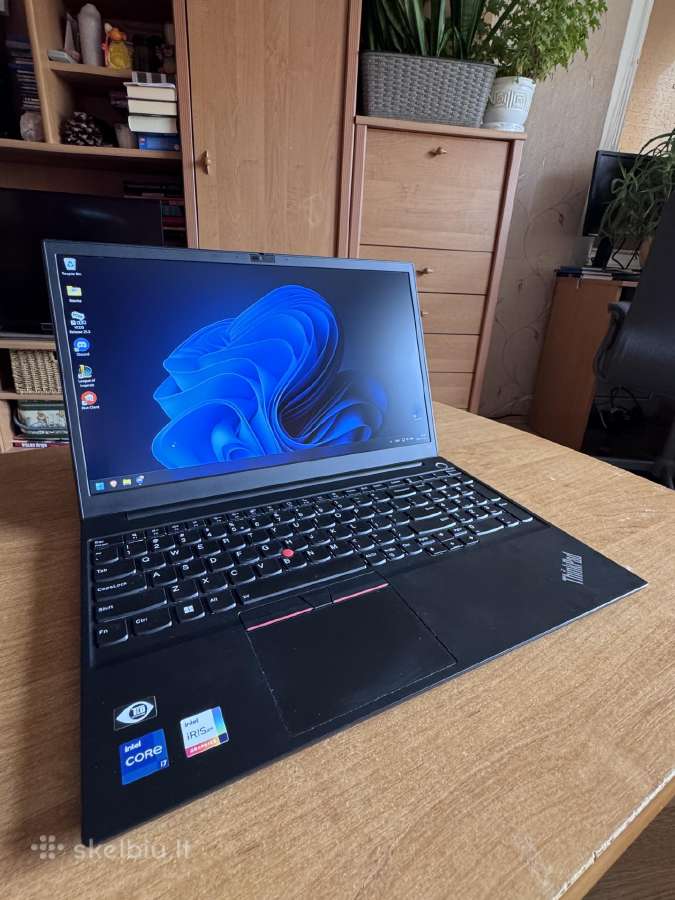Lenovo E15, i7 1255u, 24gb RAM, 500gb SSD