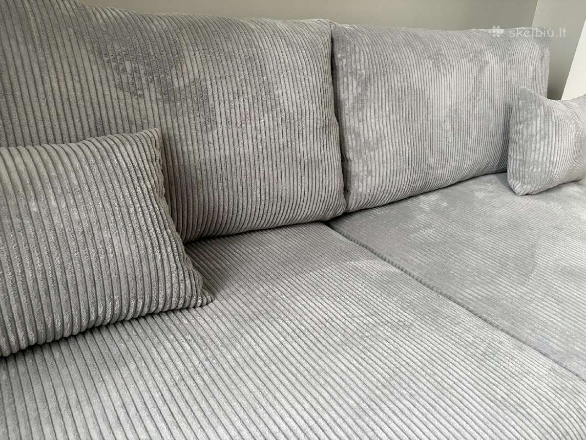Parduodama visiškai nauja sofa-lova „modulo“