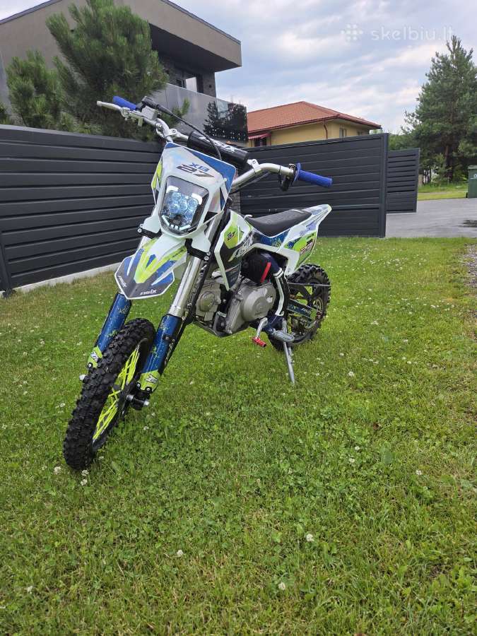 Krosinis motociklas Asix
