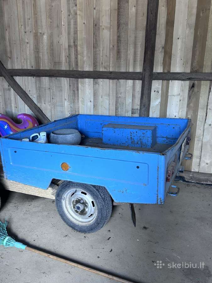 Parduodama automobiline priekaba