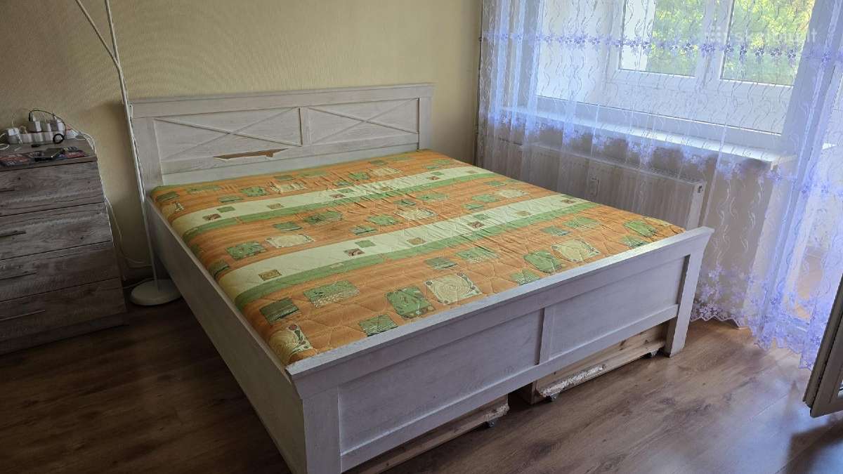 Lovos rėmas+čiužinys+patalynės dėžės