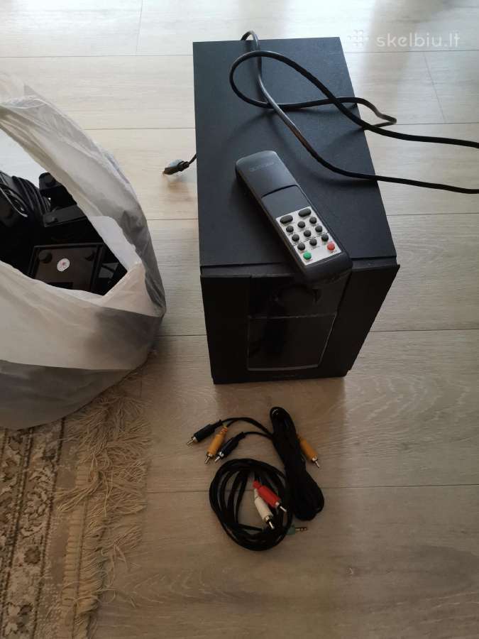 Microlab 5.1 kolonėlės m-860