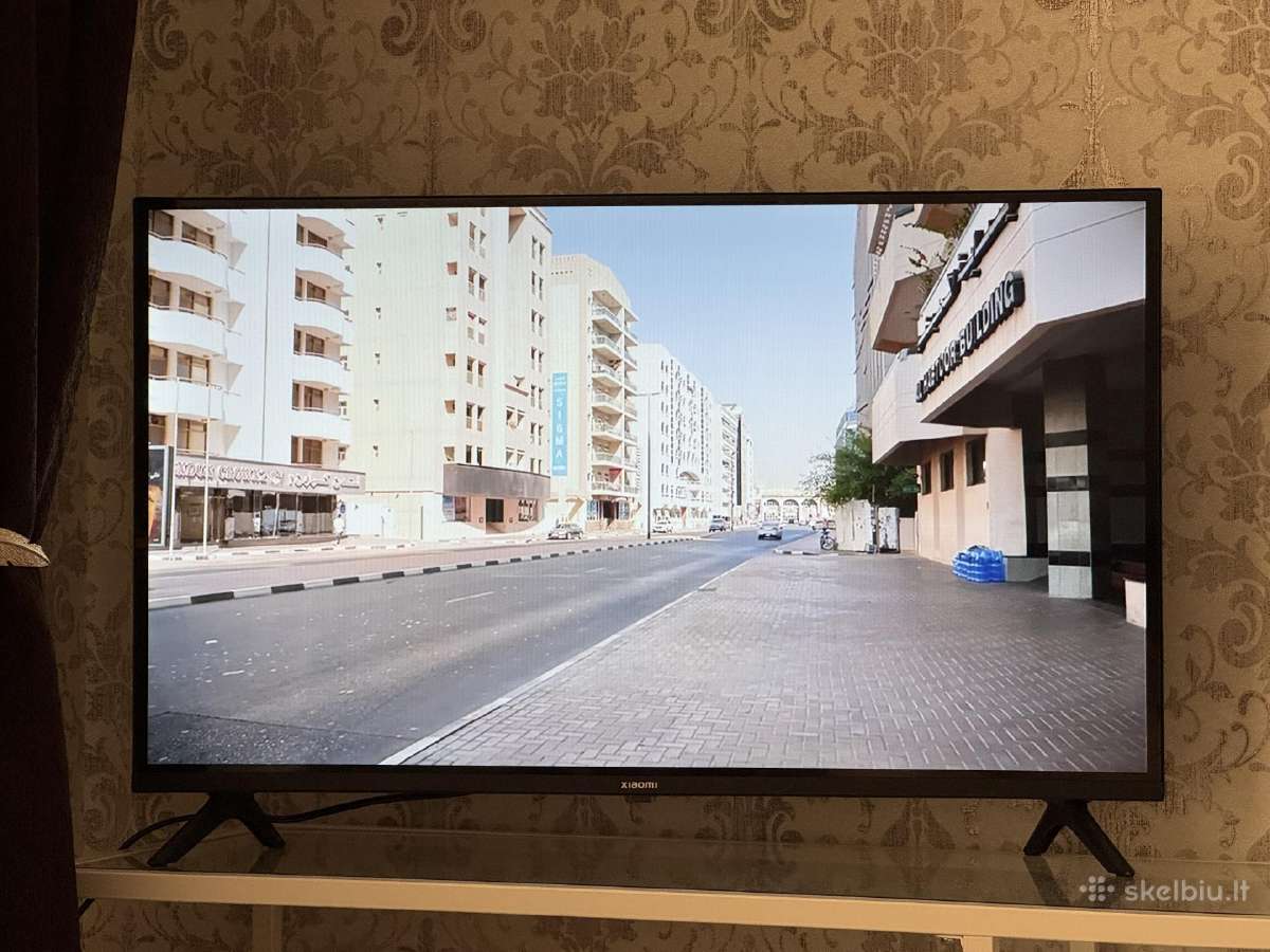 32 coliu televizorius smart,WiFi,hdmi