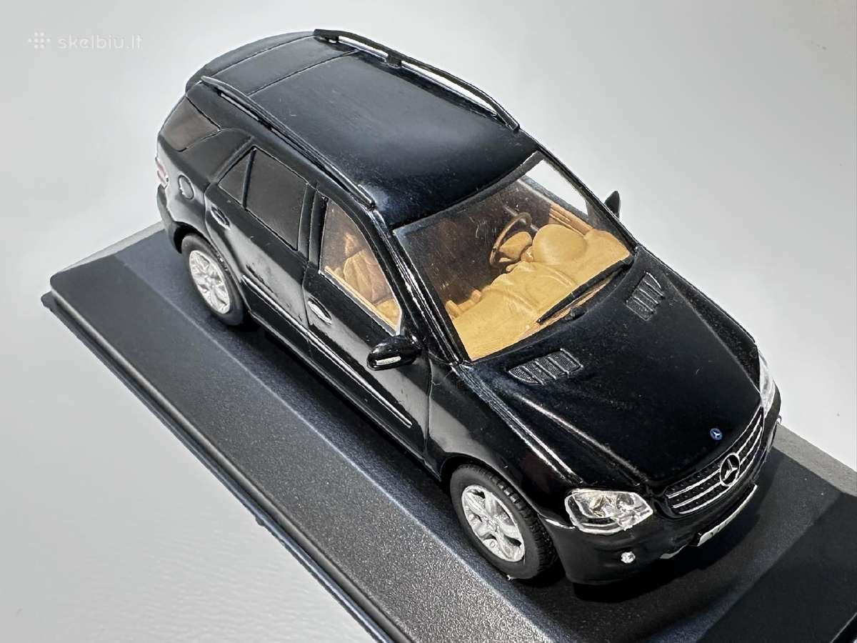 Mercedes-benz Ml 500 2005 juoda 1:43 De Agostini D - nuotraukos Nr. 6