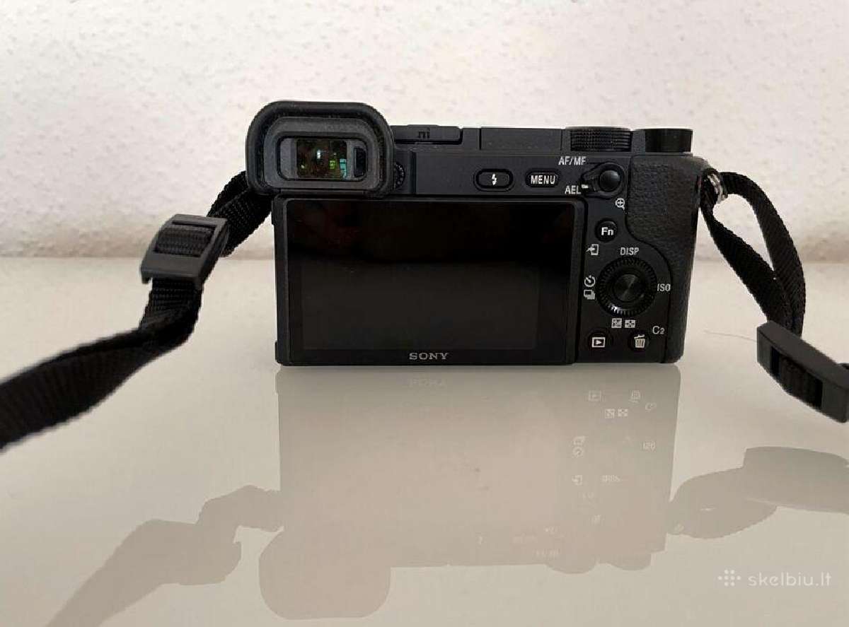 Sony Alpha a6400 su 16–50 mm objektyvu - nuotraukos Nr. 3