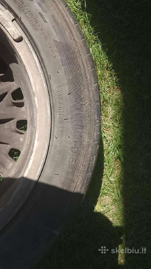 Volvo ratlankiai su padangomis