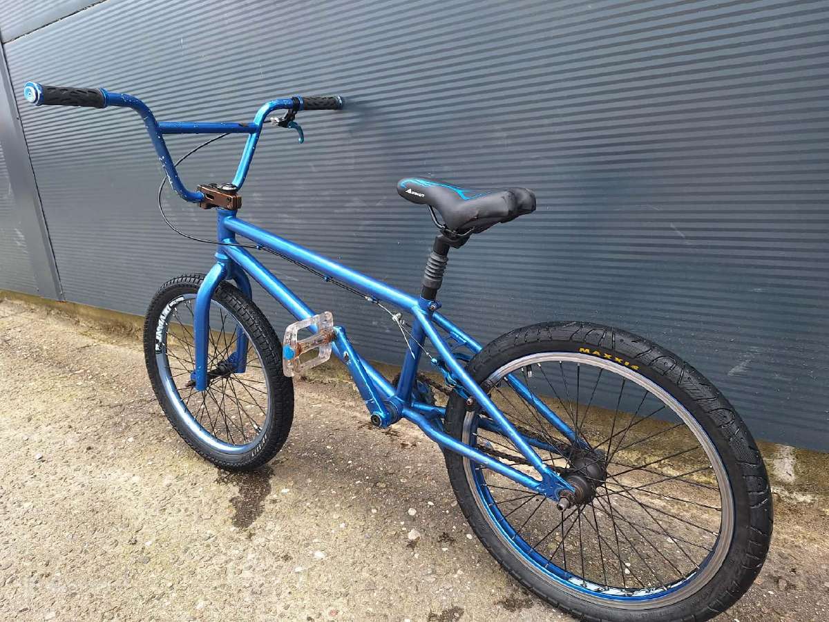 Parduodu BMX dvirati