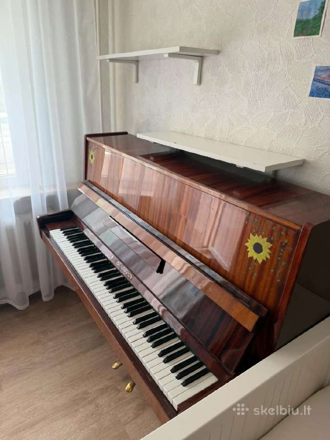 Pianinas atiduodu