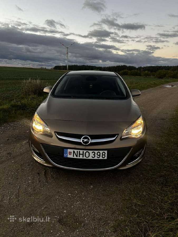 Opel astra 2013 - nuotraukos Nr. 2