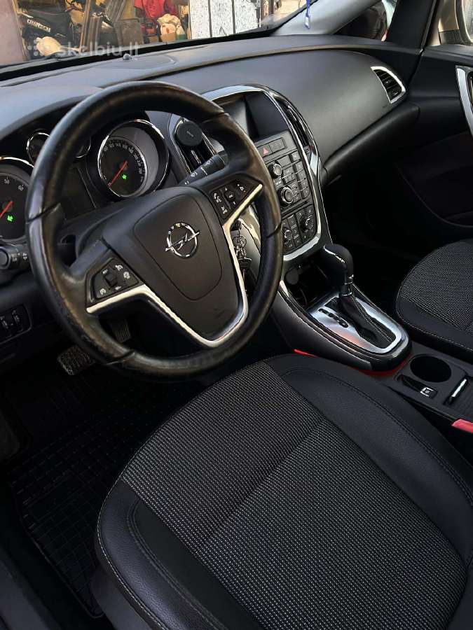 Opel astra 2013 - nuotraukos Nr. 7