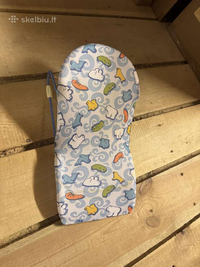 Naujagymio maudymo gultukas