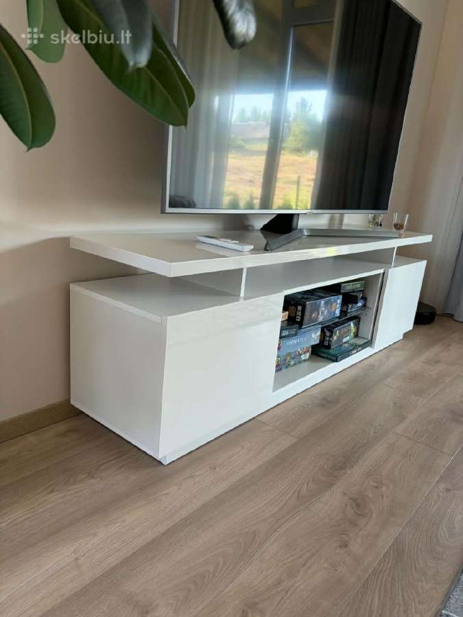 TV spintelė/TV staliukas