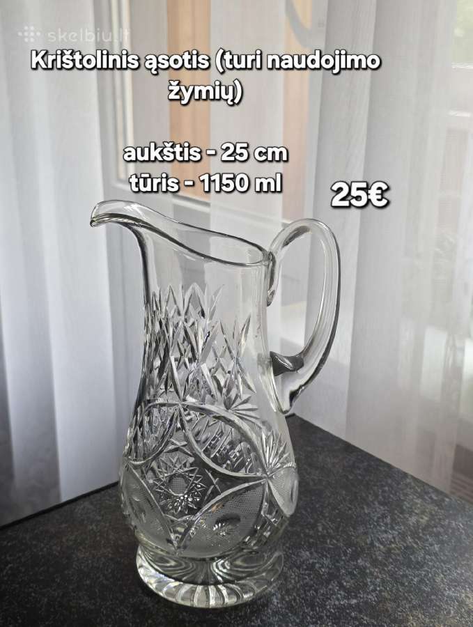 Vintažinis krištolinis ąsotis