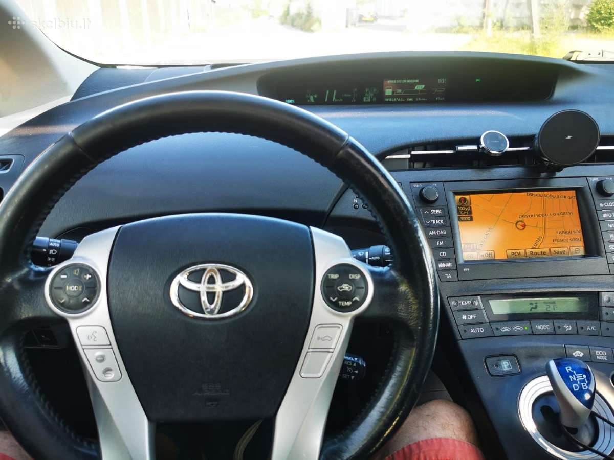 Toyota Prius 2011m - nuotraukos Nr. 8
