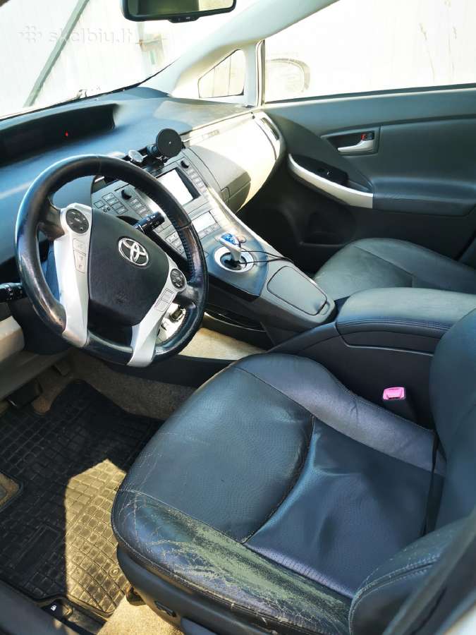 Toyota Prius 2011m - nuotraukos Nr. 11