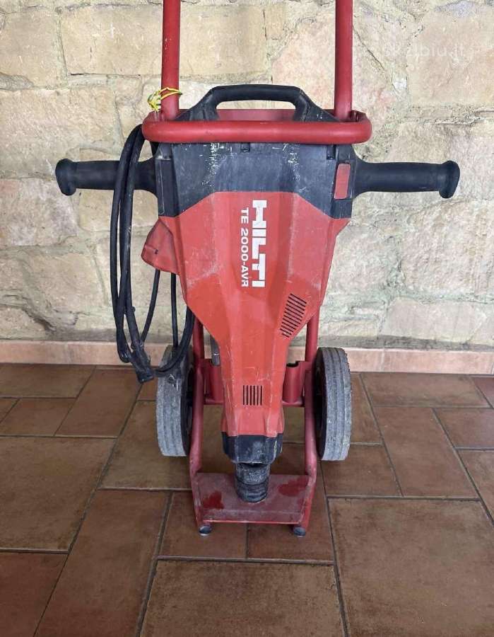 Dewalt bosch husqvarna milwaukee hilti makita - nuotraukos Nr. 23