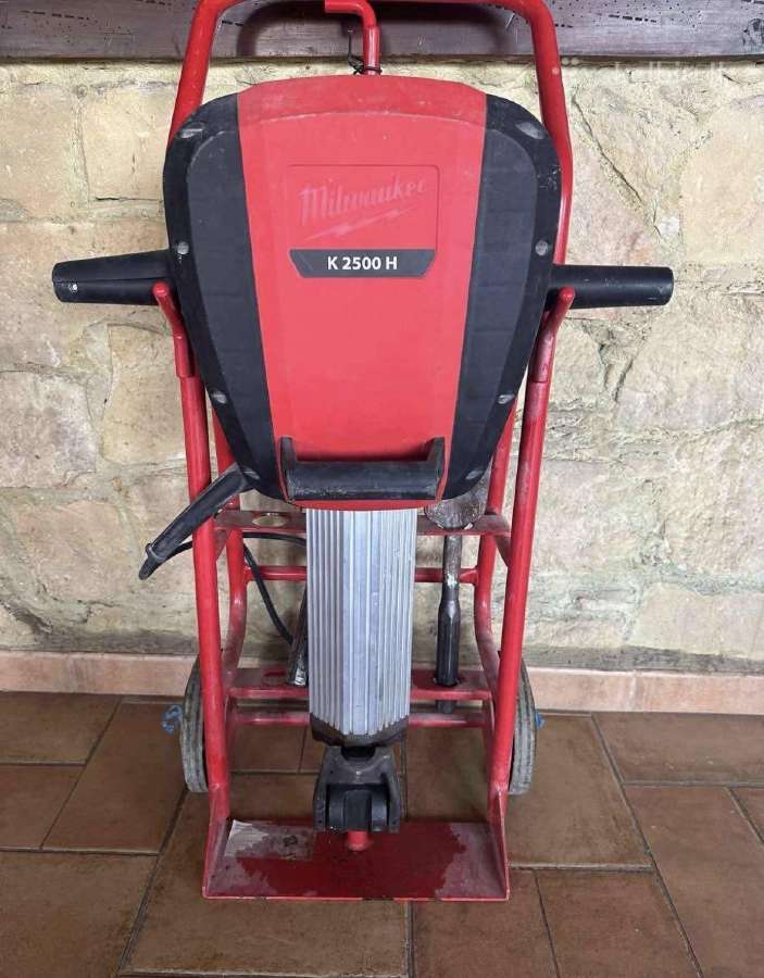 Dewalt bosch husqvarna milwaukee hilti makita - nuotraukos Nr. 25