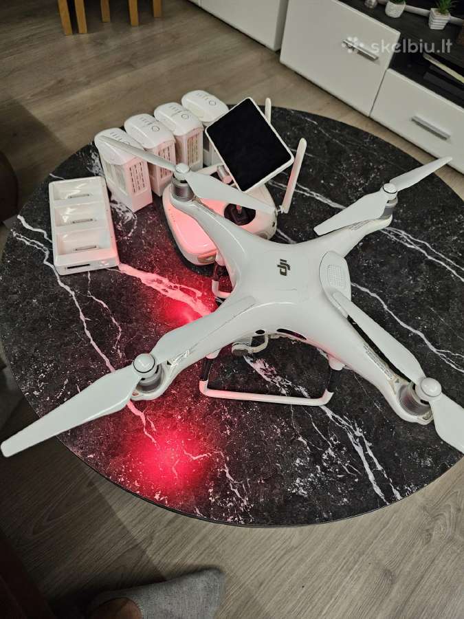 Parduodu Dji Phantom 4 Pro su 5 baterijomis - nuotraukos Nr. 4