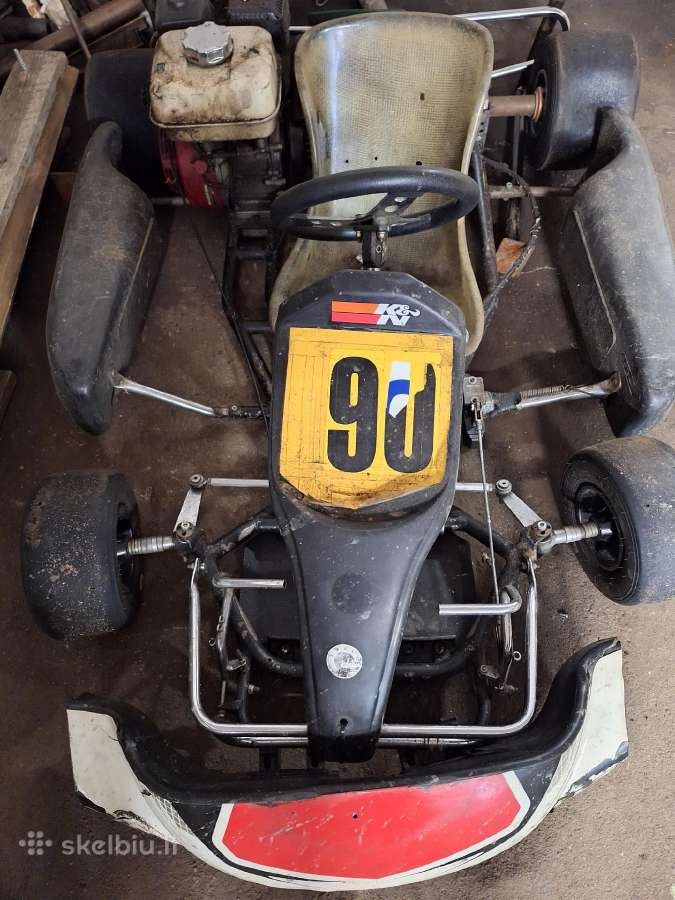 Kartingai