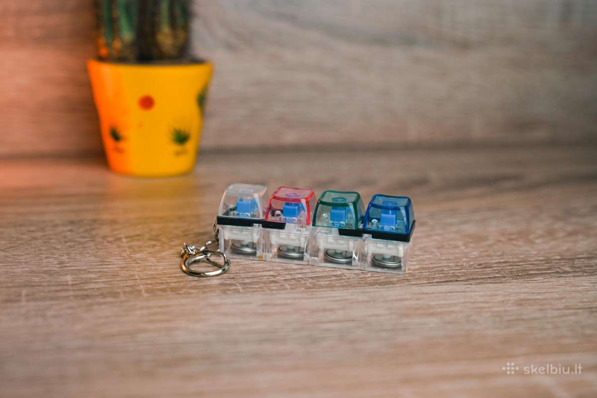 Šviečiantis klaviatūros pakabukas Fidget žaislas - nuotraukos Nr. 2