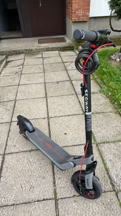 Elektrinis paspirtukas Segway Ninebot e3e