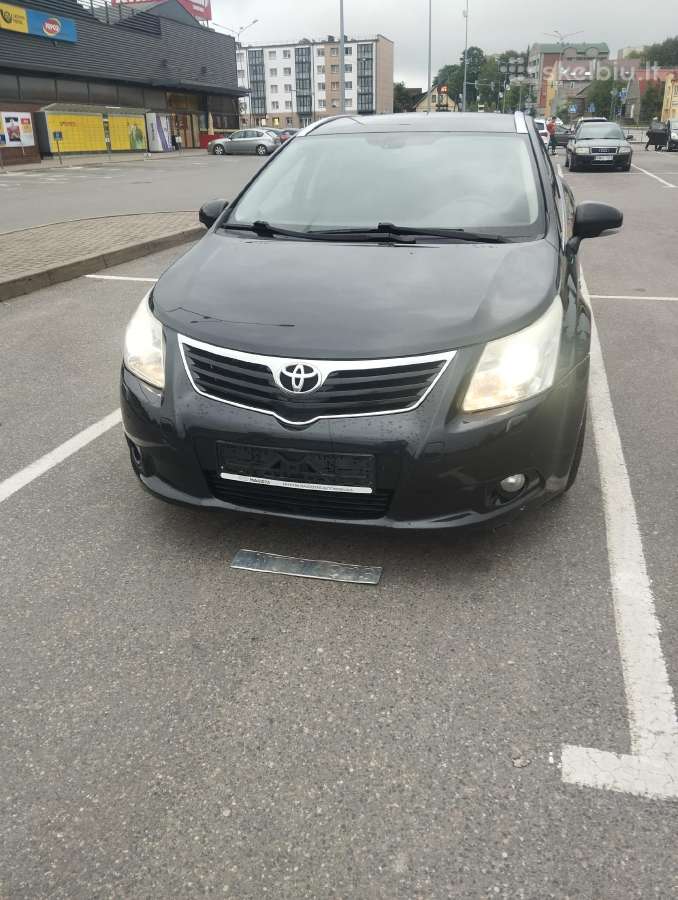 Parduodamas patikimas japoniškas automobilis