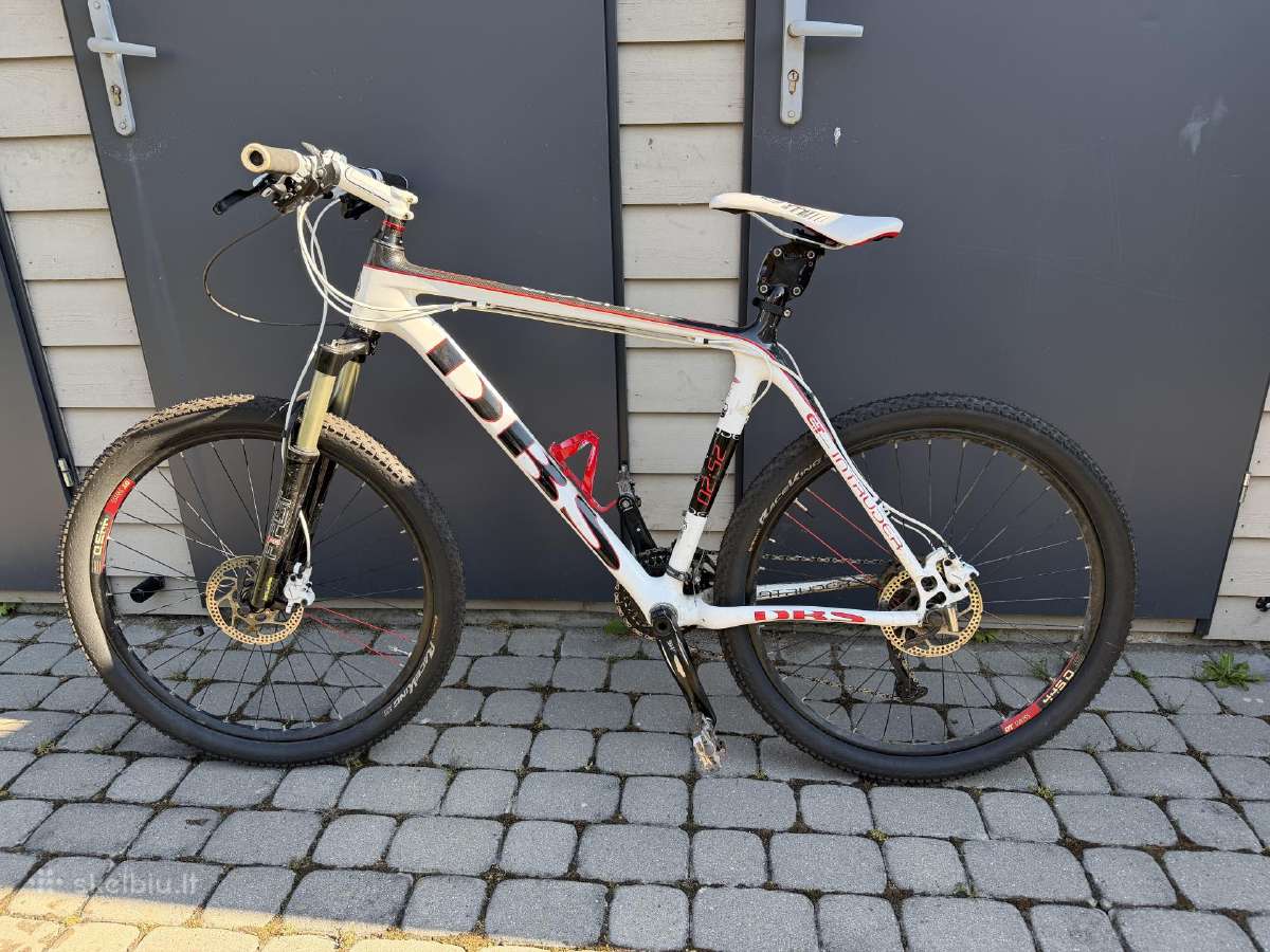 Karboninis lengvas Dbs Intruder su Deore XT 26