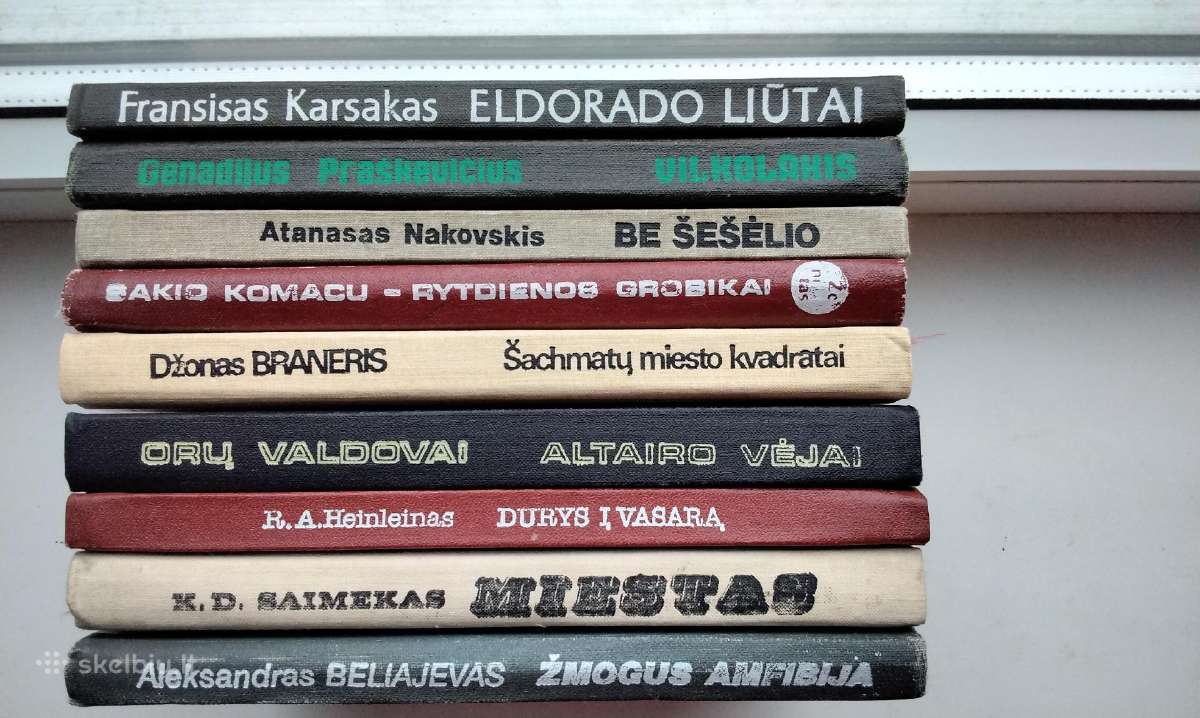 Žmogus amfibija, Miestas, Durys į vasarą, Altairo - nuotraukos Nr. 2