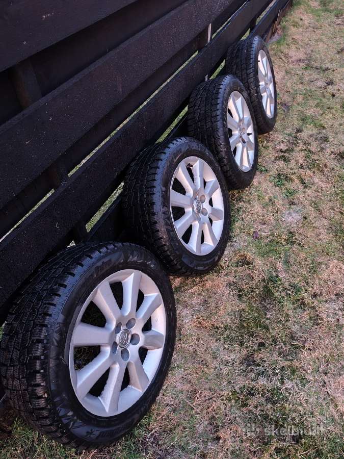 Toyota r-16,tvarkingos žieminės padangos - nuotraukos Nr. 2