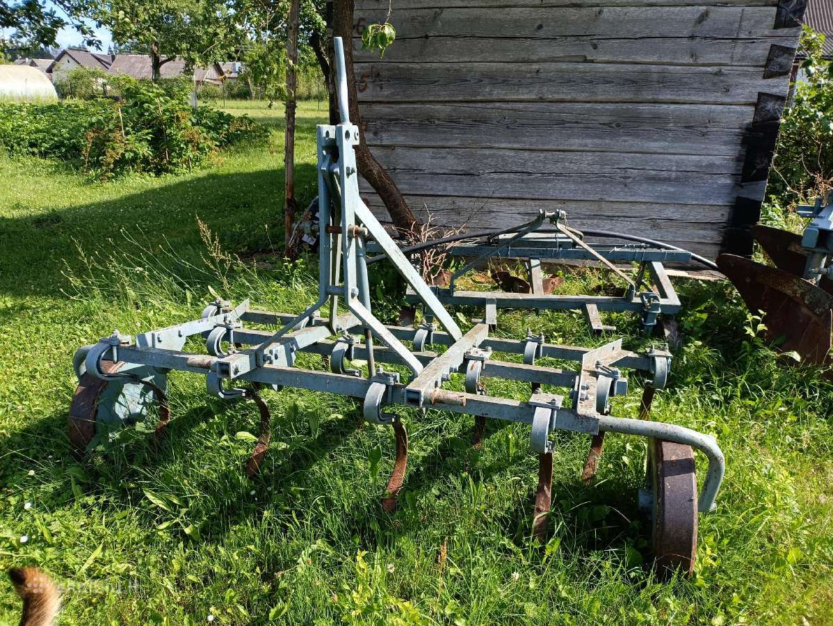 Traktoriaus kultivatorius