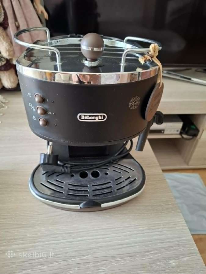 Espresso kavos aparatas Delonghi Ecov310