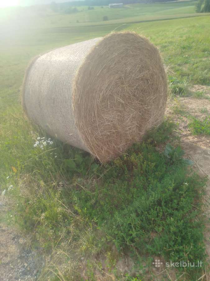 Parduodu šių metų natūralių pievų šieną