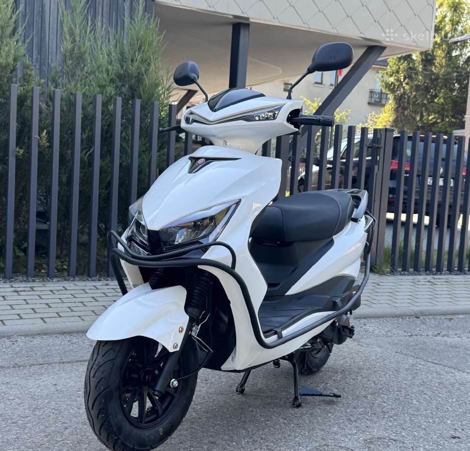 Yamaha Cygnus 49cc 3kw Pristatome per 3valandas - nuotraukos Nr. 3