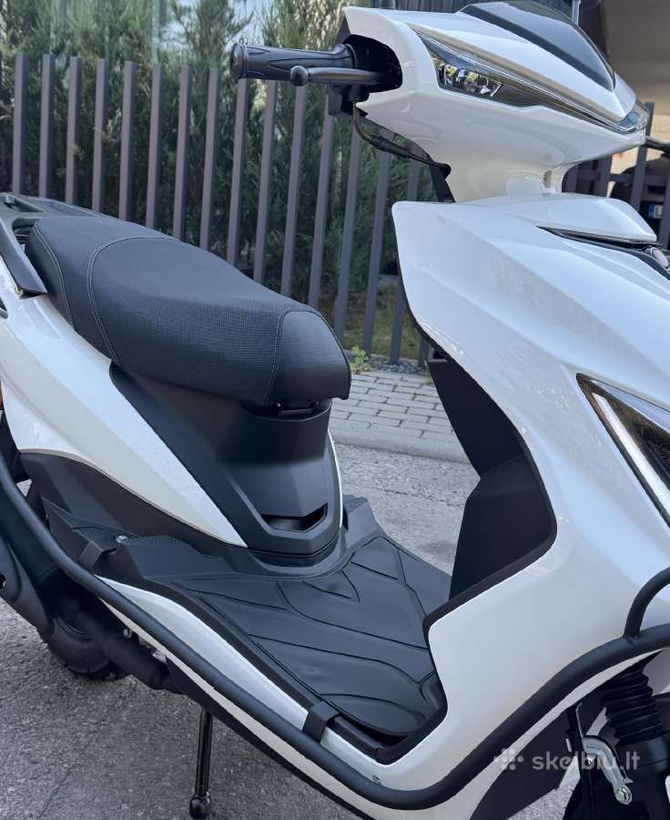 Yamaha Cygnus 49cc 3kw Pristatome per 3valandas - nuotraukos Nr. 5