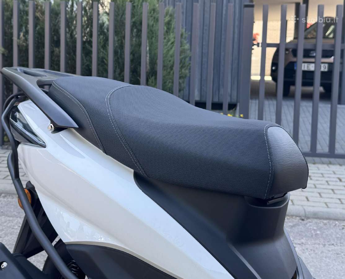 Yamaha Cygnus 49cc 3kw Pristatome per 3valandas - nuotraukos Nr. 12