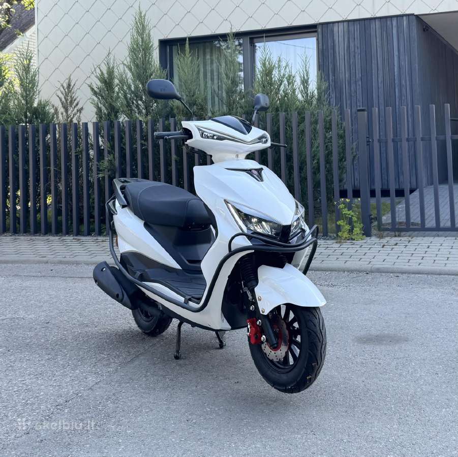 Yamaha Cygnus 49cc 3kw Pristatome per 3valandas - nuotraukos Nr. 9