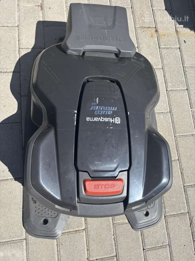 Vejos Robotai ant dalių