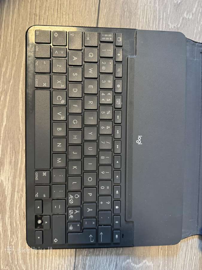 Logitech Slim Folio klaviatūra
