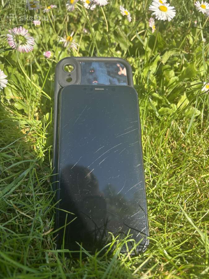 Parduodu geros bukles iPhone xr 64gb