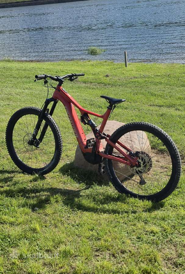 Specialized turbo levo comp 2021