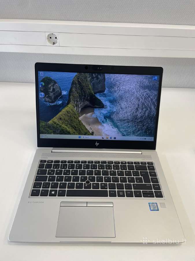 Hp Elitebook 840 G5 i5-8350u 8gb RAM 256 GB SSD