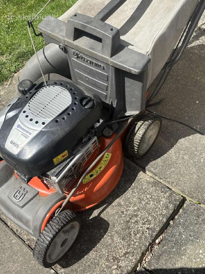 Parduodama žoliapjovė, Husqvarna R145sv