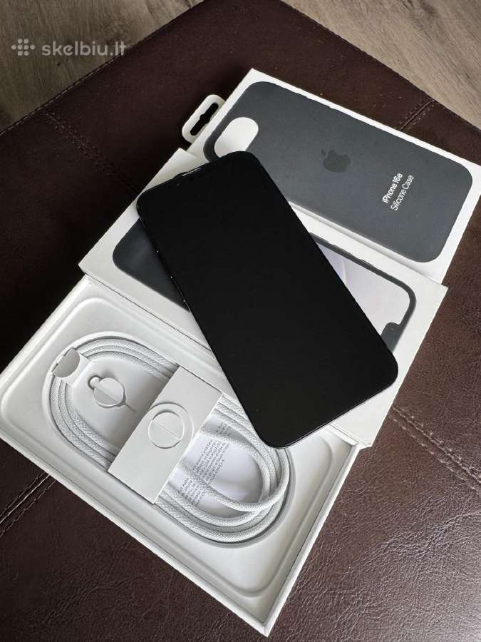 iPhone 16e