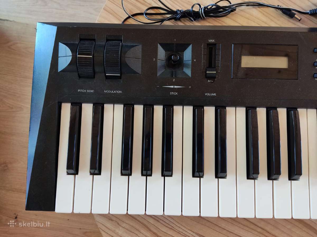 Roland Bk 3 - nuotraukos Nr. 11