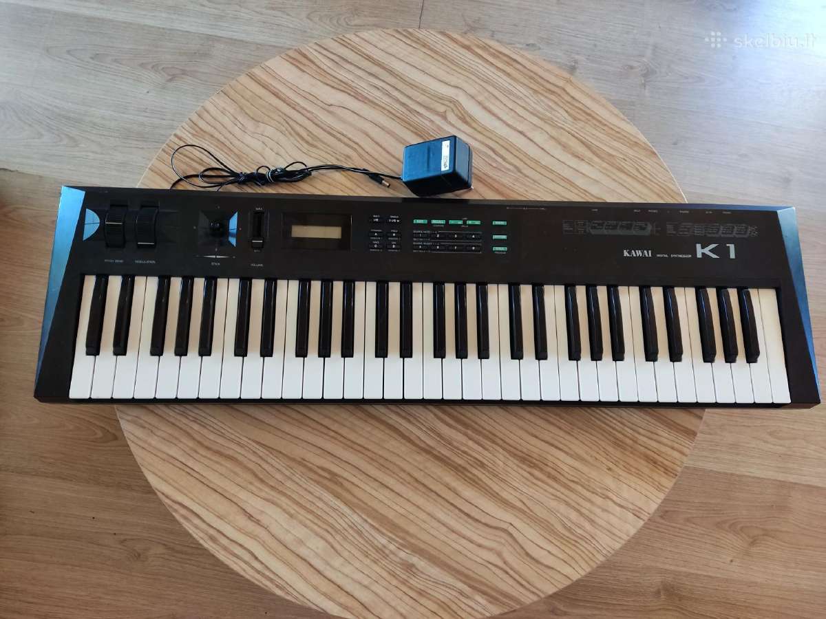 Roland Bk 3 - nuotraukos Nr. 3