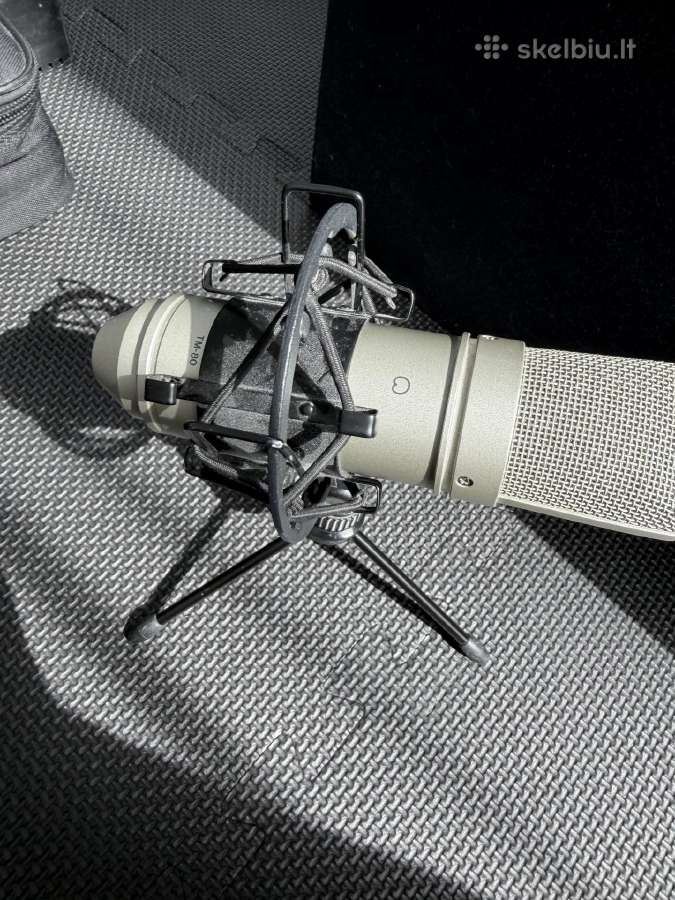 Mikrofonas - Tascam Tm-80 (su stovu)