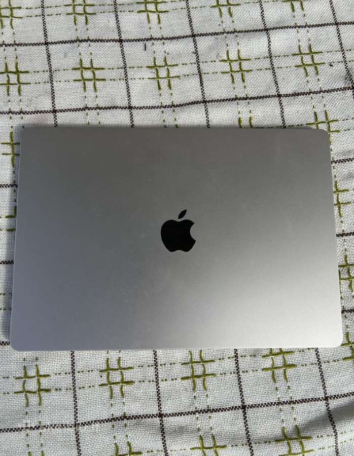Apple MacBook Air 15"m3 8c Cpu, 10cgpu/8gb/512gb